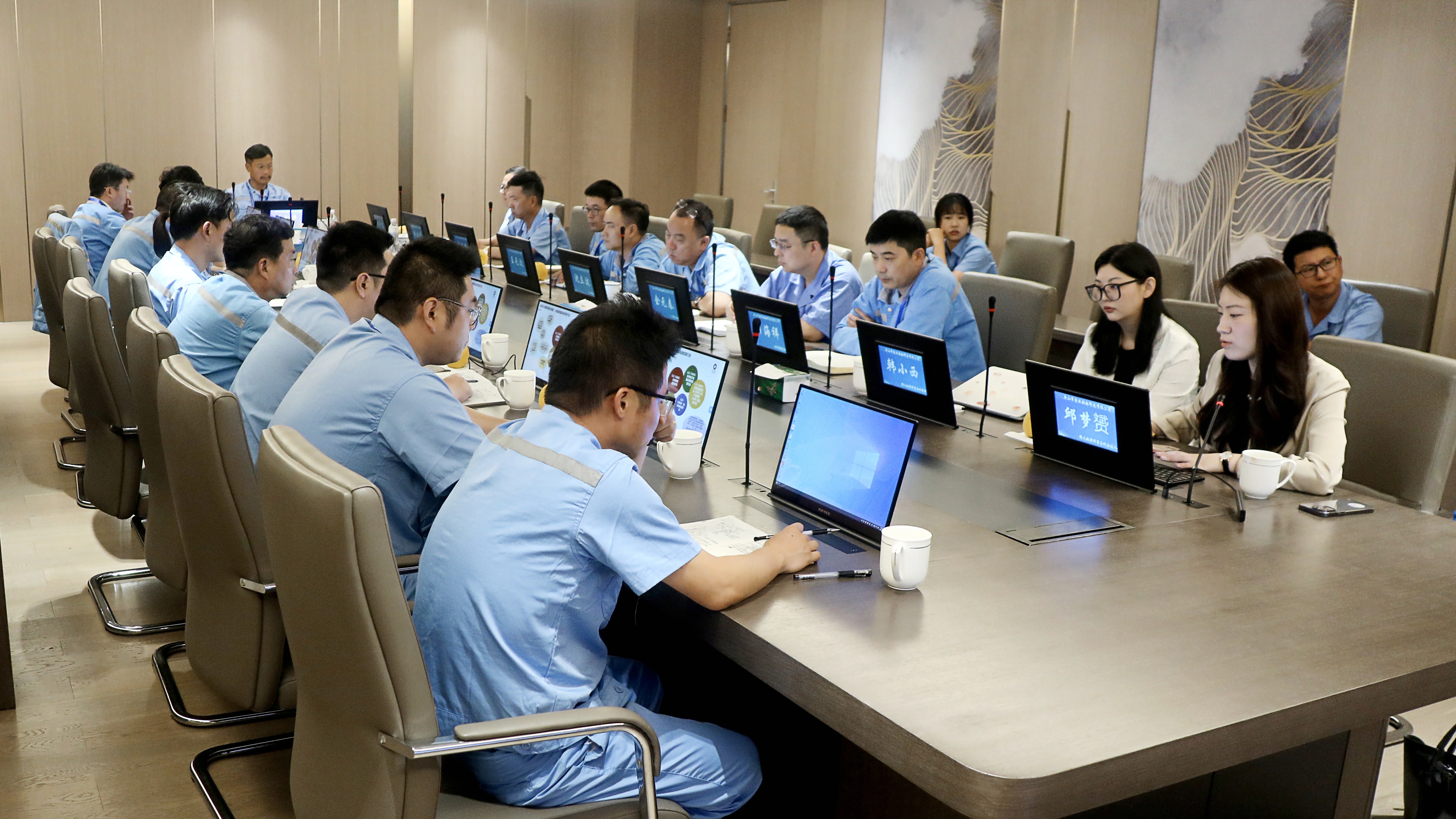 我司开展制裁与出口管制合规培训_环球360
